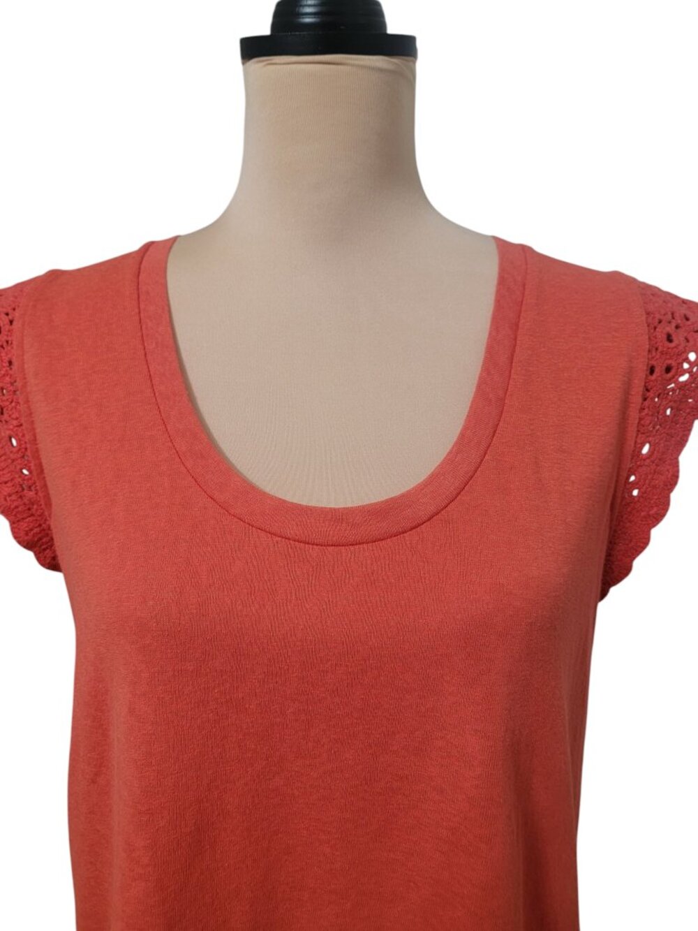 Loft Size L Red-Orange Poppy Scoop Neck T-Shirt with Crochet Lace Sleeves - Picture 2 of 12
